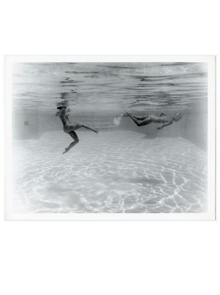 Bunny Yeager Photo, Swimmers